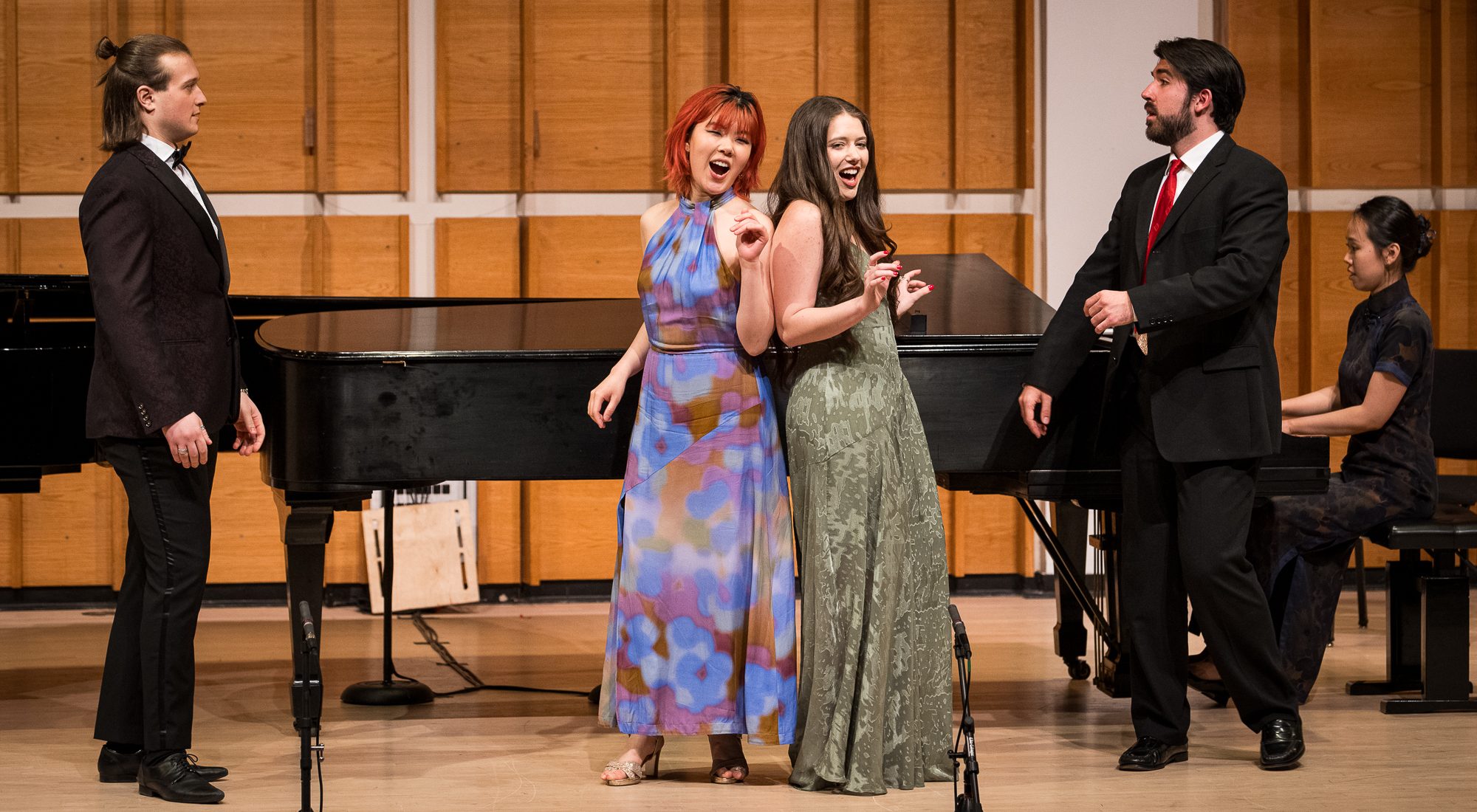 Kate Lindsey, mezzo-soprano